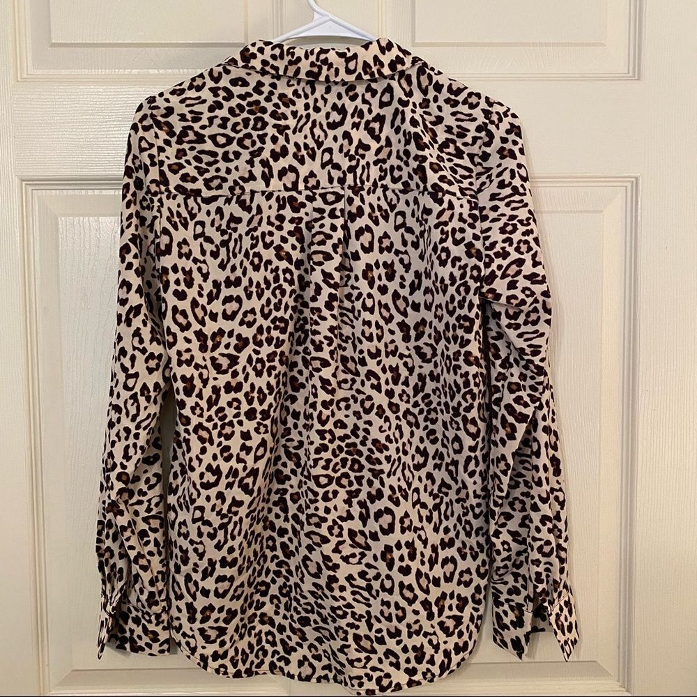 H&M leopard print blouse  - Picture 4 of 4